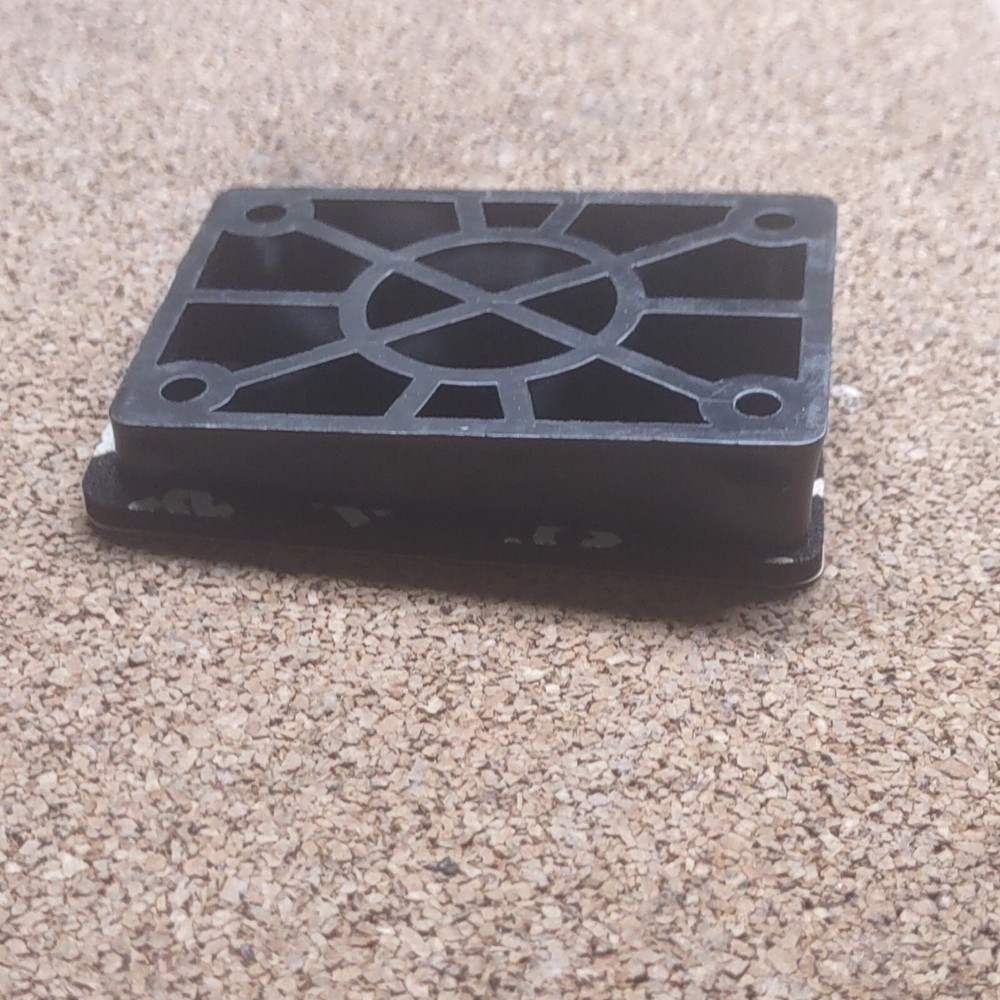 Tracker Skateboard Longboard Wedge Risers With Shockpads