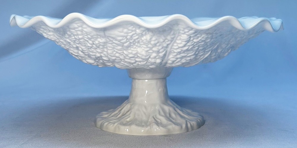 Spode Copland Footed Cabbage Leaf Embossed Compote in White with No Trim EXCLNT