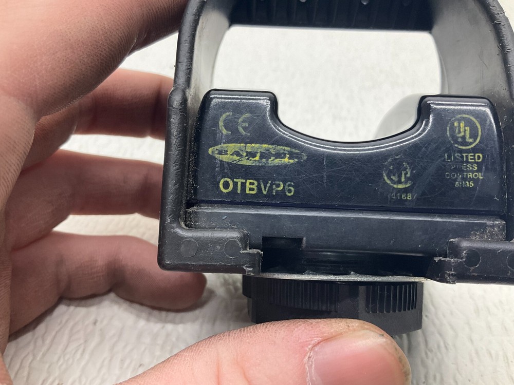 Banner OTBVP6 Optical Palm Touch Button (TSC)
