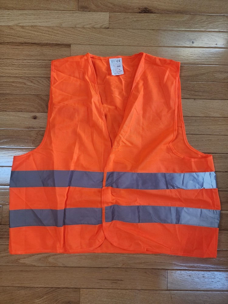2x Audi Safety Vests (Used) in Audi Zip-Up Bag (Broken)