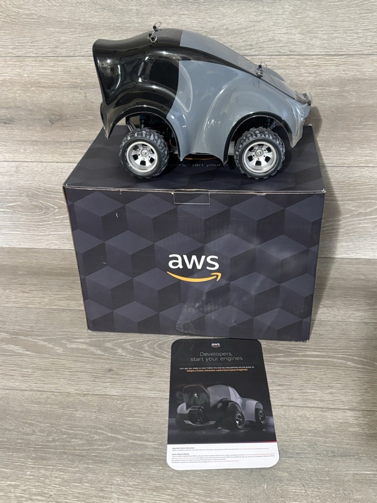 AWS DeepRacer Fully Autonomous 1/ 18th Scale Race Car ONLY for Developers
