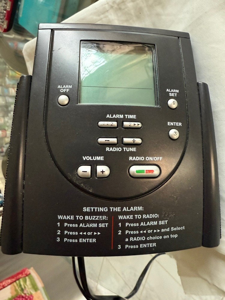 AUTO SET DIGITAL ALARM CLOCK RADIO HG 211 B - OPEN BOX