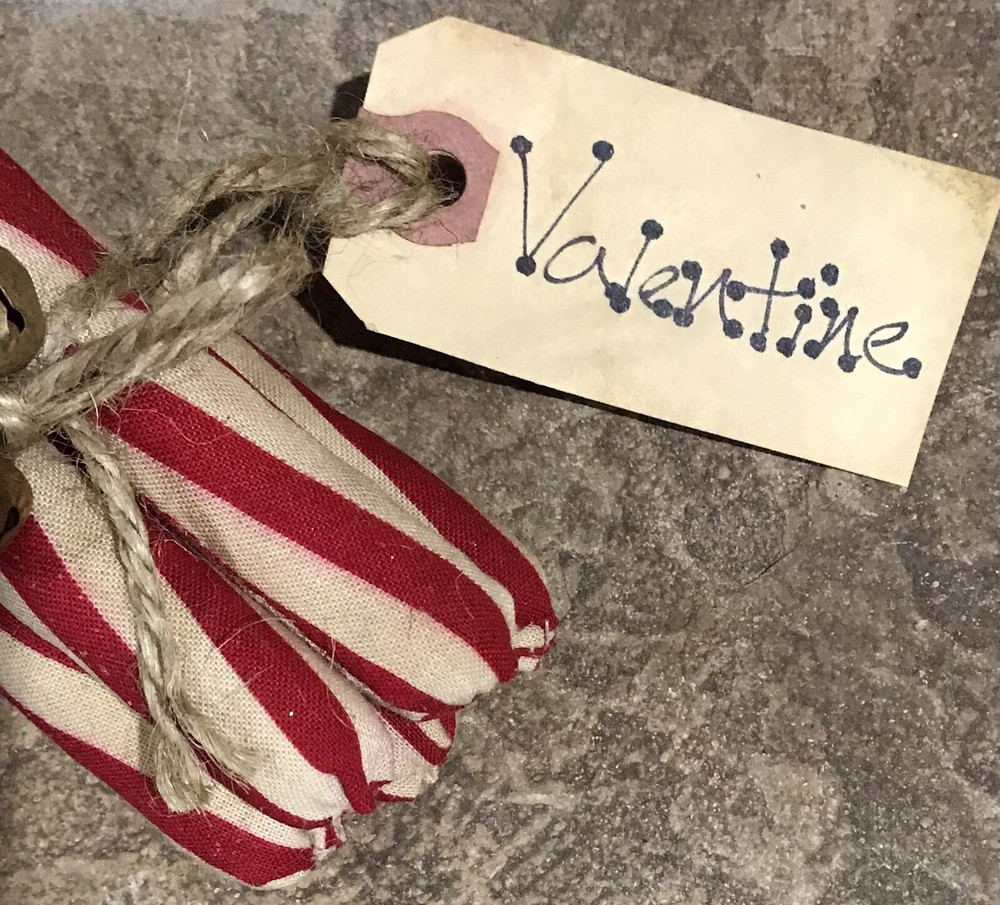 Five Primitive Rustic Red & White Valentine Peppermint Sticks-Rusty Bells