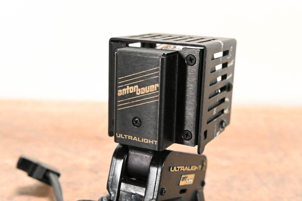 Anton Bauer Ultralight 2 On-Camera Light CG003EG