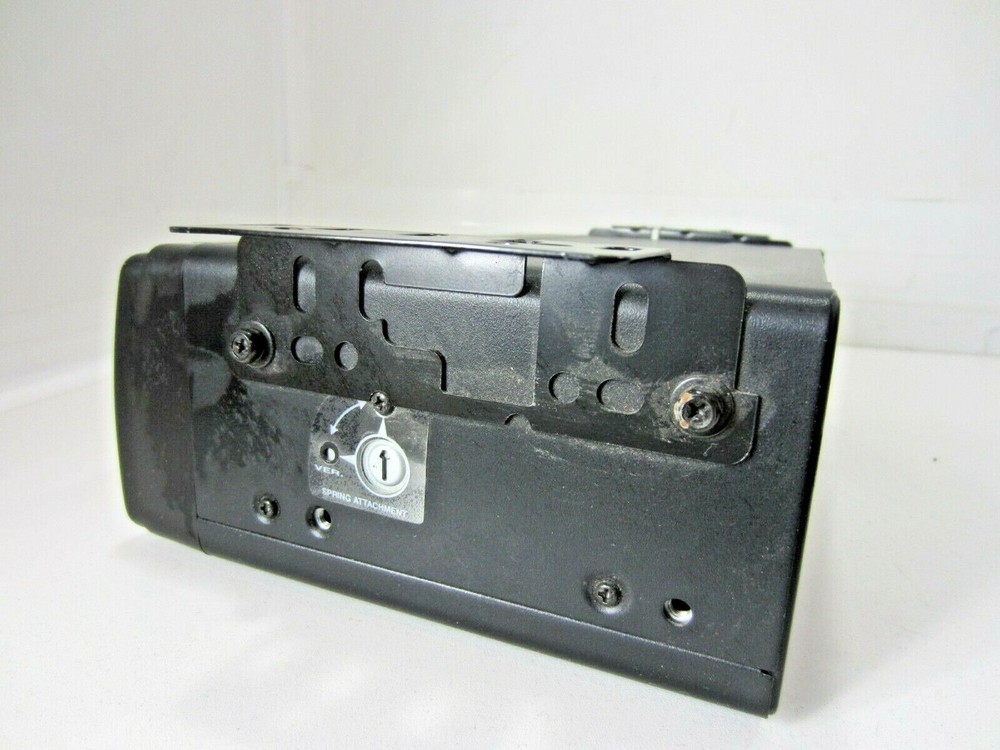 Advent AM-10DC Mobile Car 10 Disc CD Player/Changer