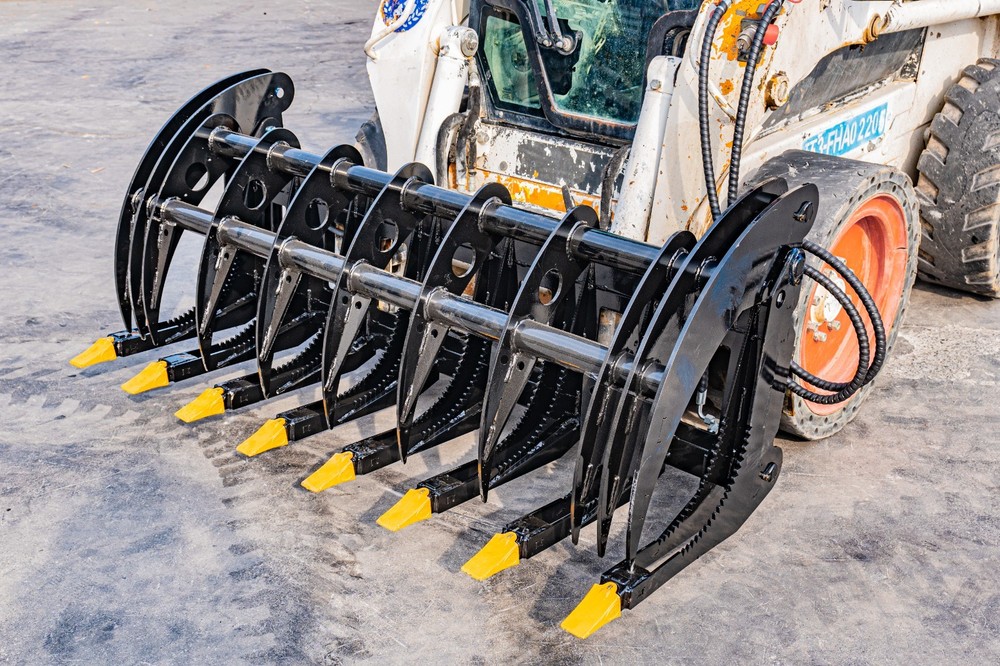 Grabber Attachment For Bobcat Skid Steer 72" Root Rake Clam Grapple with 8 Teeth