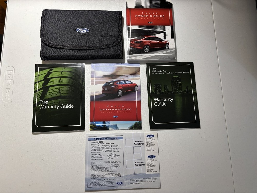 2012 Ford Focus Owner's Guide OEM Set