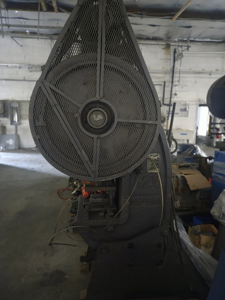 Niagara punch press