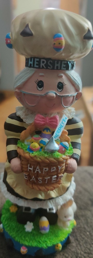 Hershey's Figurine Happy Easter 2001