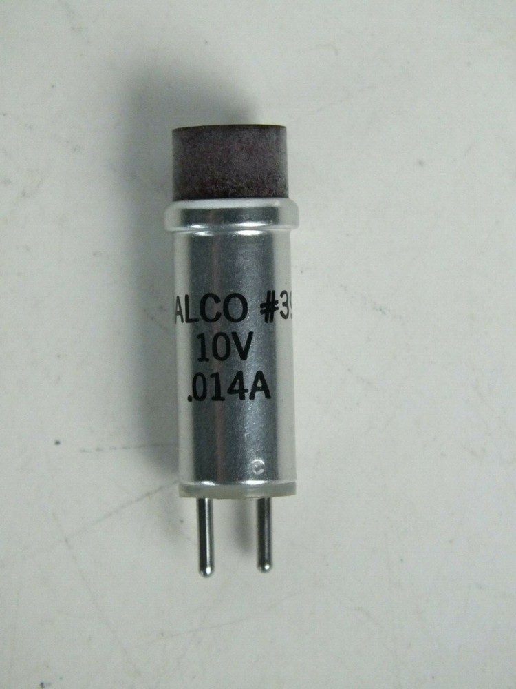 New Dialco/Dialight # 39 Red - Panel ind lamps 10 Volt 0.014 Amp red lens