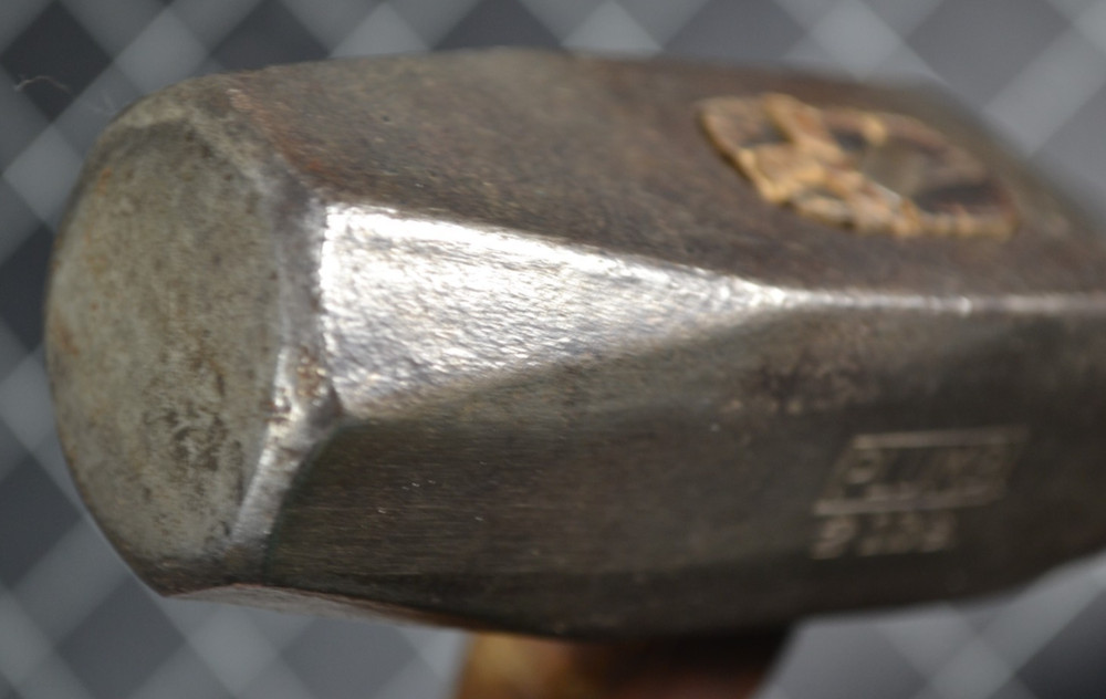 PLUMB - TINNERS' RIVETING HAMMER - 2# - ALL ORIGINAL