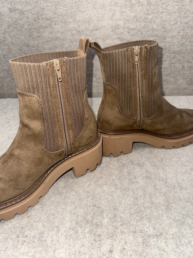 Universal Thread Women’s Size 8 Chunky Platform Boots Zip