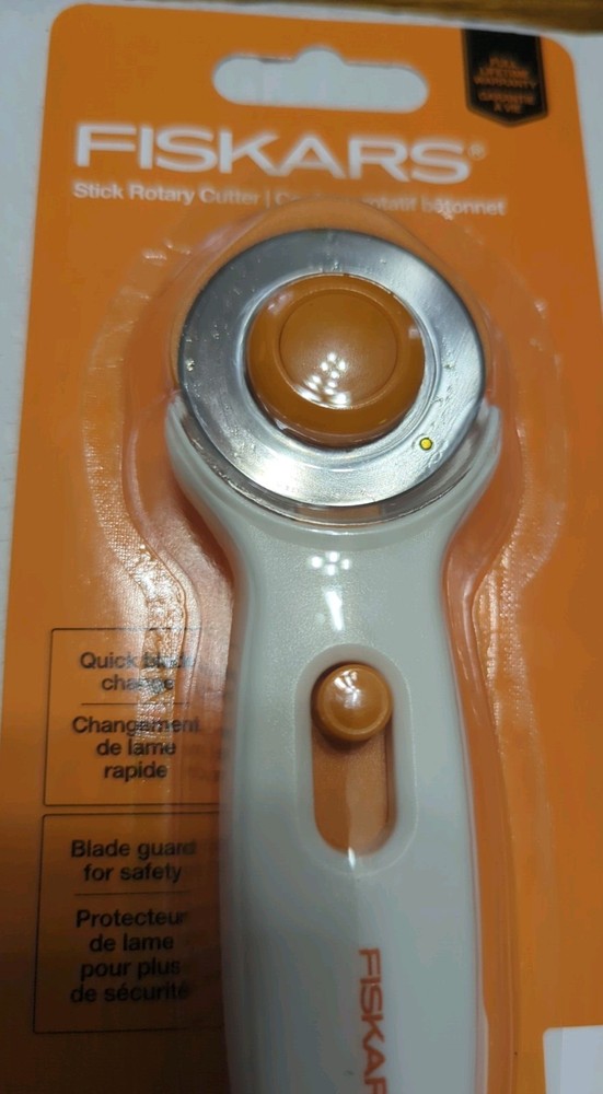 Fiskars Stick Rotary Cutter 45 MM NEW
