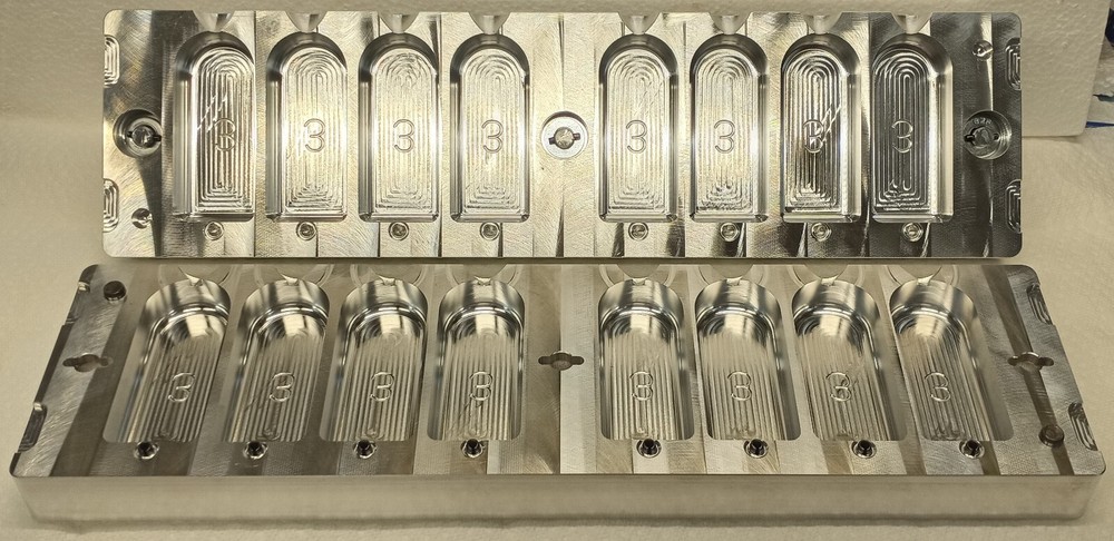 3 LB ( 8 Cavity ) Cod Sinker Production Mold Aluminum CNC