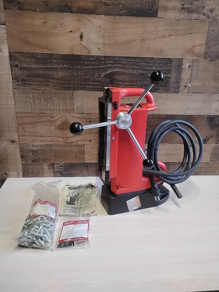 NEW!! Milwaukee 4203 Electromagnetic Drill Press Base OPEN BOX!!