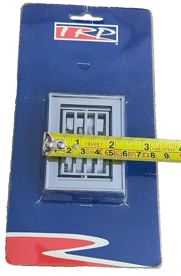 AFTERMARKET PETERBILT SMALL ADJUSTABLE VENT PANEL TRP-MC301