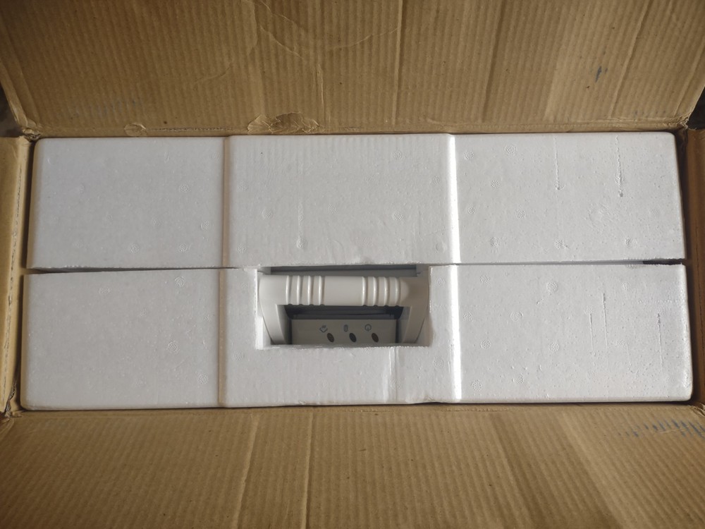Steamfast SP-660 Fabric Steam Press OPEN BOX
