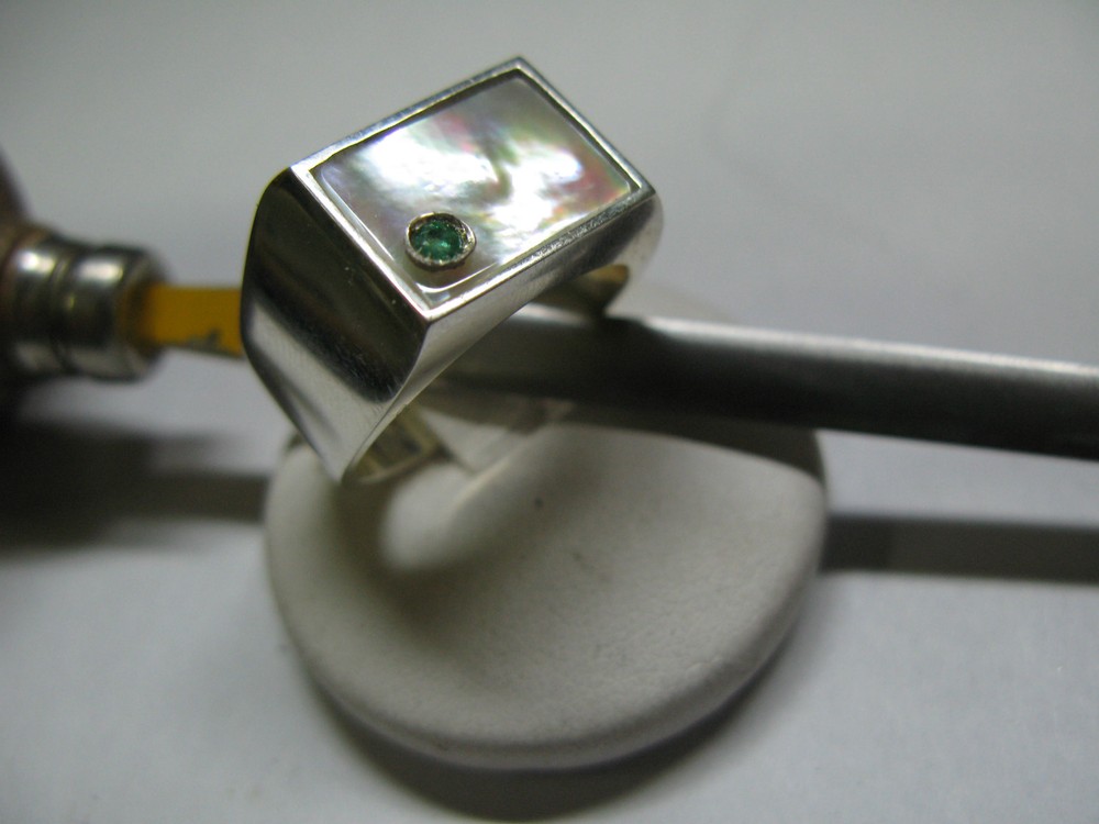 MENS HANDMADE RUBY/EMERALD/SAPPHIRE RECTANGULAR MOTHER OF PEARL RING
