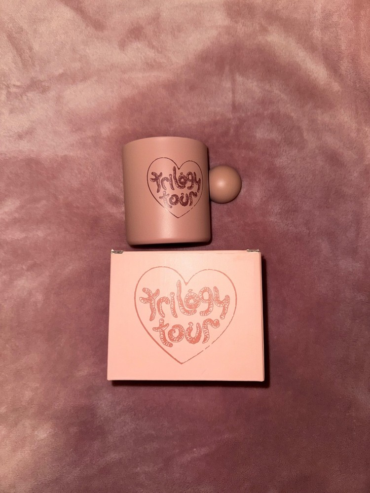 Melanie Martinez TRILOGY TOUR **VIP** Bundle