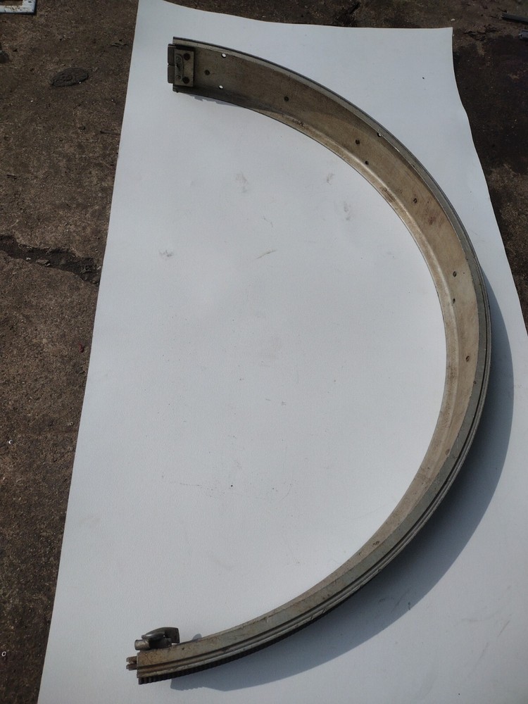 BUG-O SYSTEMS M-7732 HALF CIRCLE TRACK 19 1/2'' R