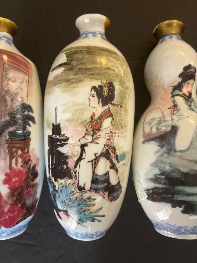 Kinmen distillery sake bottles. set of 4