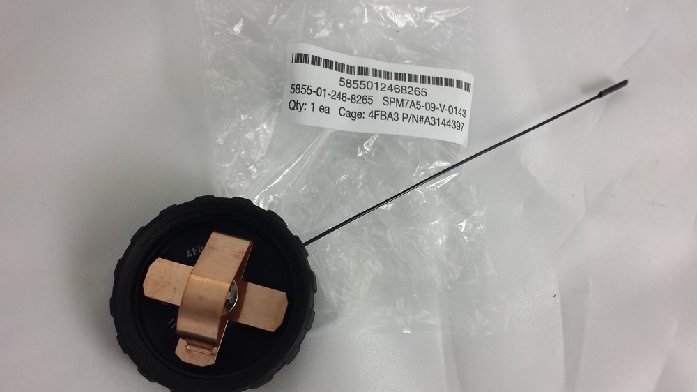 AN/PVS-7B 7D A3144397 ITT Night Vision Goggle Battery Cap with Tether