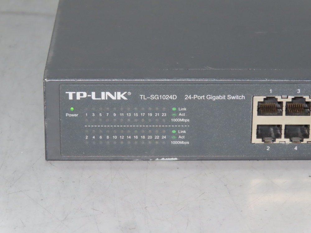 TP-LINK Technologies TP-Link TL-SG1024D 24-Ports Ethernet Switch