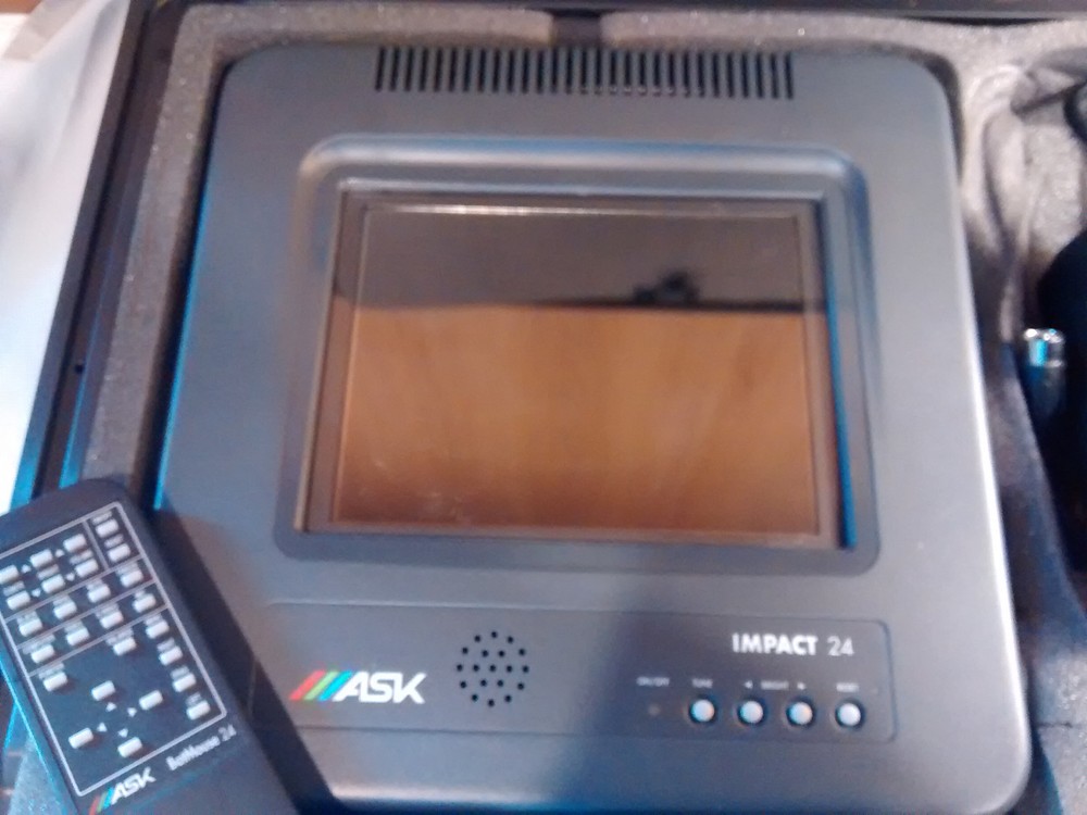 ASK IMPACT 24 Overhead Projector Presentation System with case