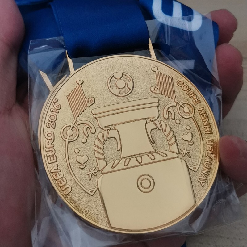 2016 CHAMPION MEDAL PORTUGAL