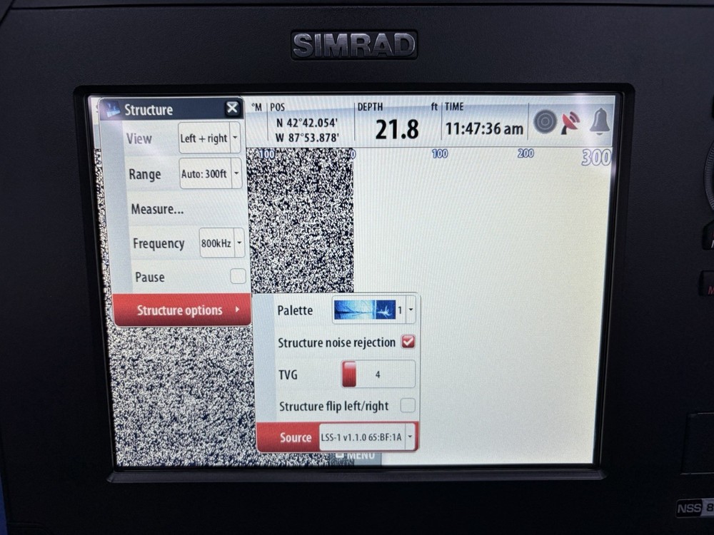 Simrad NSS 8 Sport GPS Chartplotter Sonar Multifunction Display W/ Cover