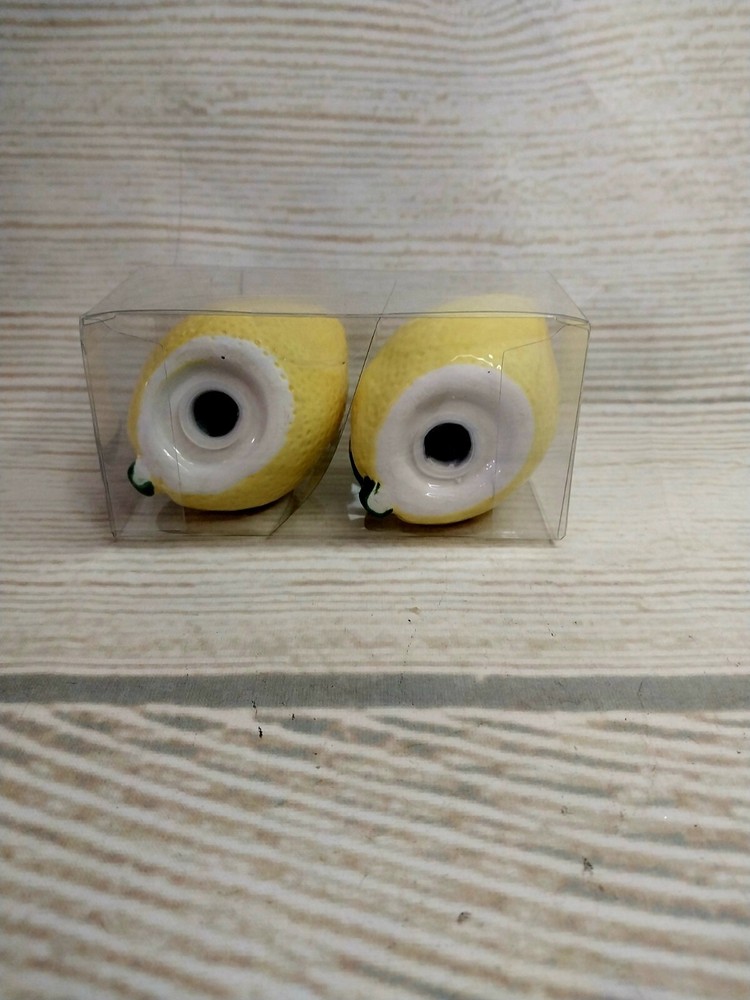New! Lemons Salt & Pepper Shakers Ceramic Spring Summer Decor Lemon Squeeze