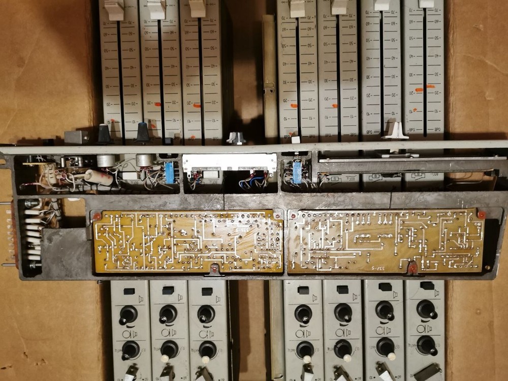 LOMO 100K microphone preamp