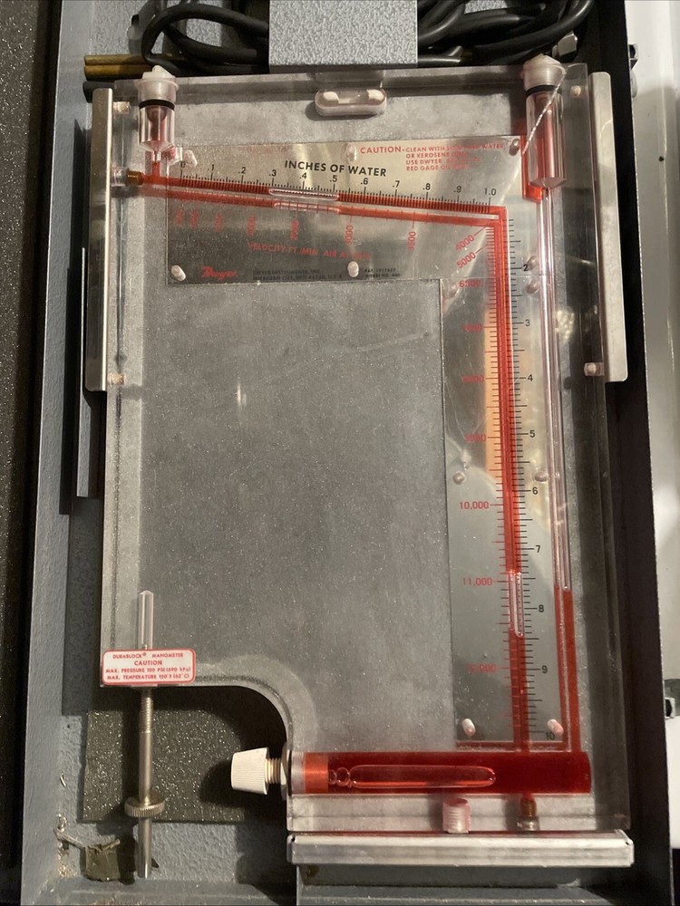 Dwyer Manometer