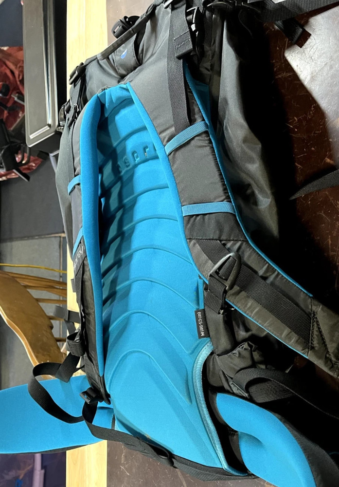 EXCELLENT CONDITION CLIMBING/HIKING PACK Osprey Backpack - Variant 37 (Size M)