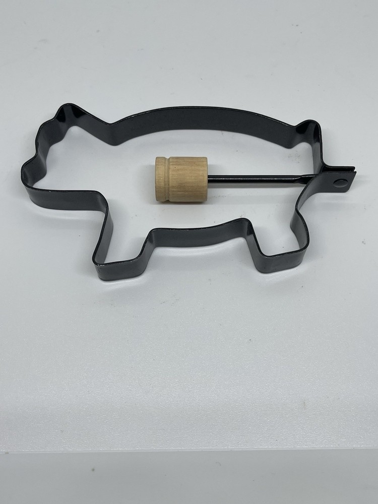 Pig Metal Egg Mold/Pancake Mold With Retractable Handle