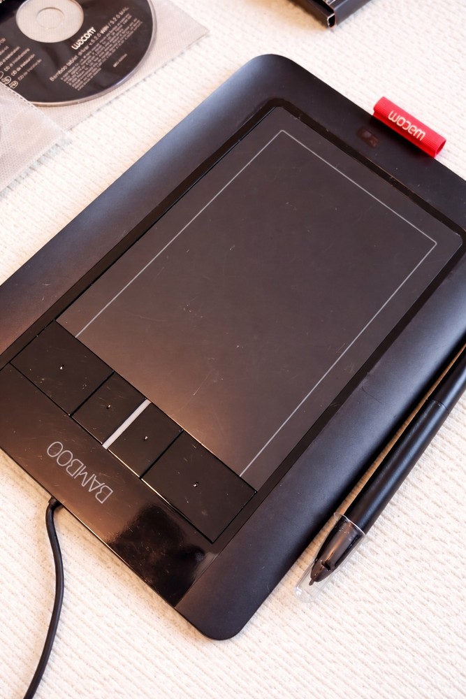 Wacom Bamboo Pen & Touch CTH-460 USB Graphics Tablet
