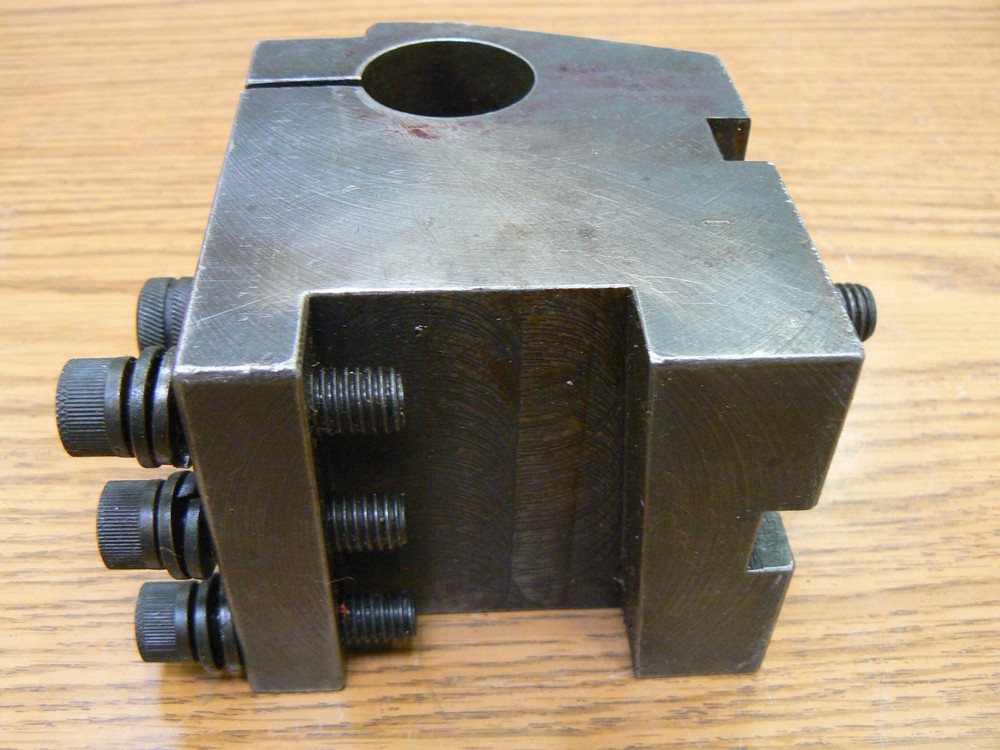LATHE TOOL HOLDER