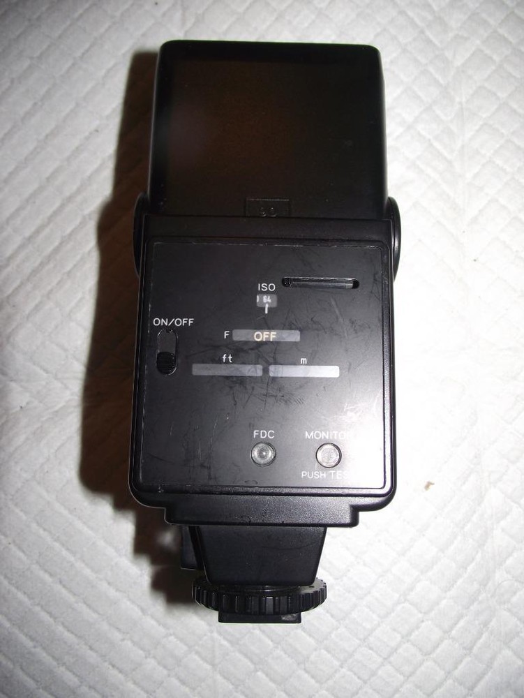 MINOLTA AUTO 220X SHOE MOUNT ELECTRONIC FLASH, WORKS,