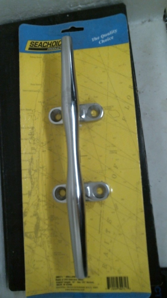 SEACHOICE  HOLLOW BASE CLEAT   (30271)  FS