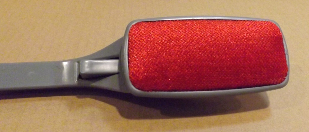 Clothes Lint Brush