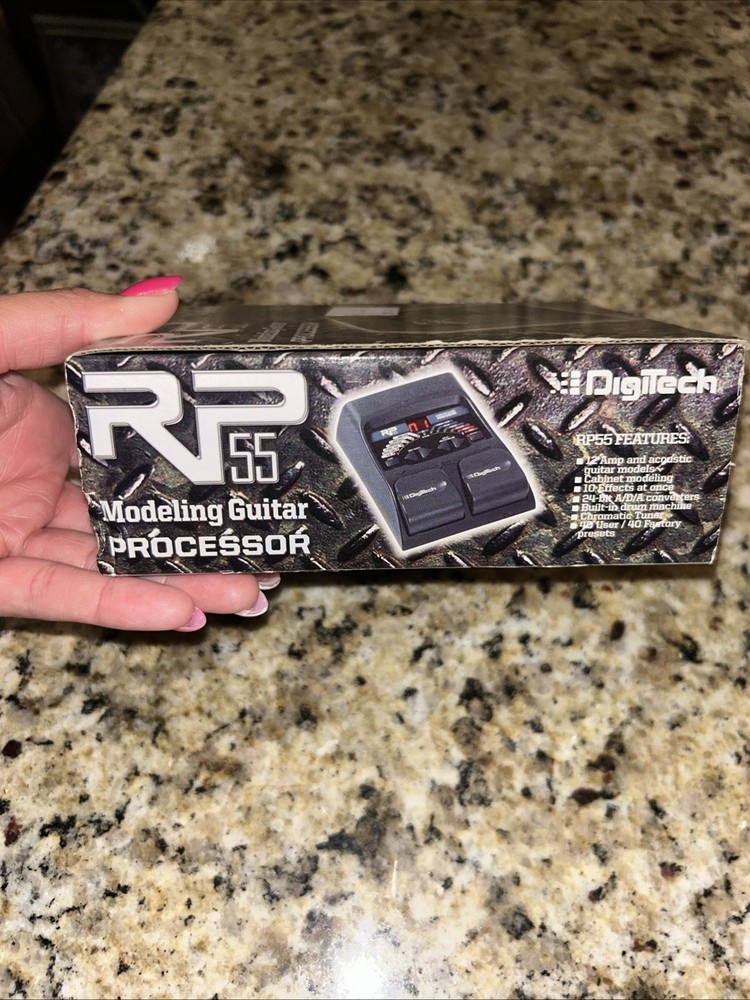 Digitech RP55 Modelling Guitar Processor. Good Multi Effects Pedal.
