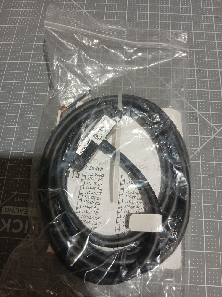 Interlogix Interlock Switch 115-3N-06K-ECOL