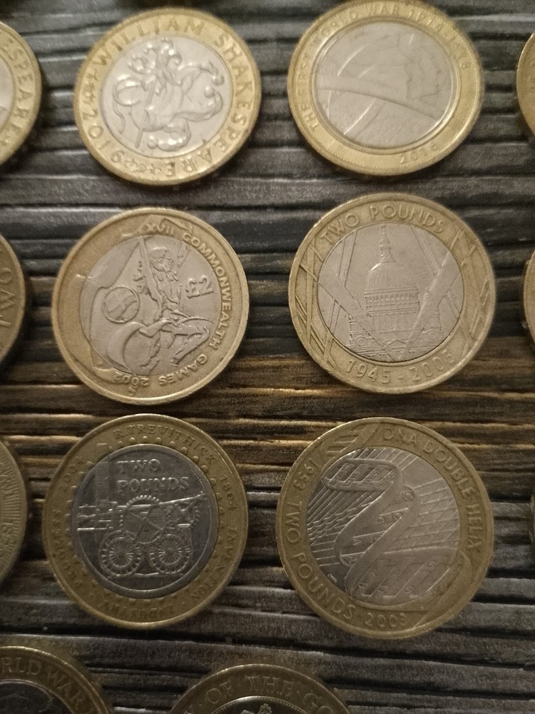 COMMEMORATIVE £2 COLLECTION x 22 Coins