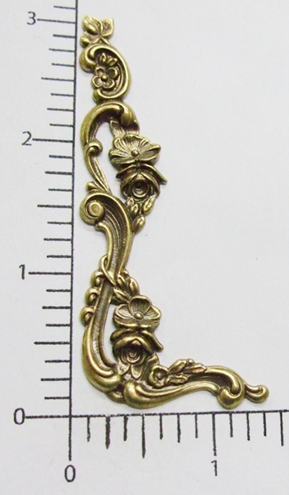 23553 - 2 Pc. Victorian Corners Jewelry Finding  Brass Oxidized