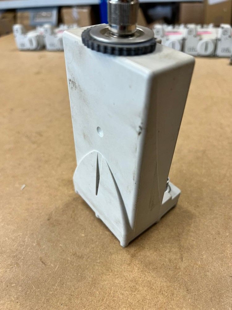 Leica GFU28 GSM-Modul + Antenne GAT3 (defect)