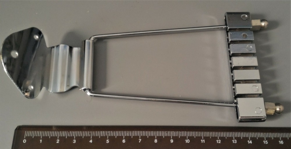 REPLACEMENT TRAPEZE STYLE TAILPIECE, CHROME, NEW, FREE POSTAGE