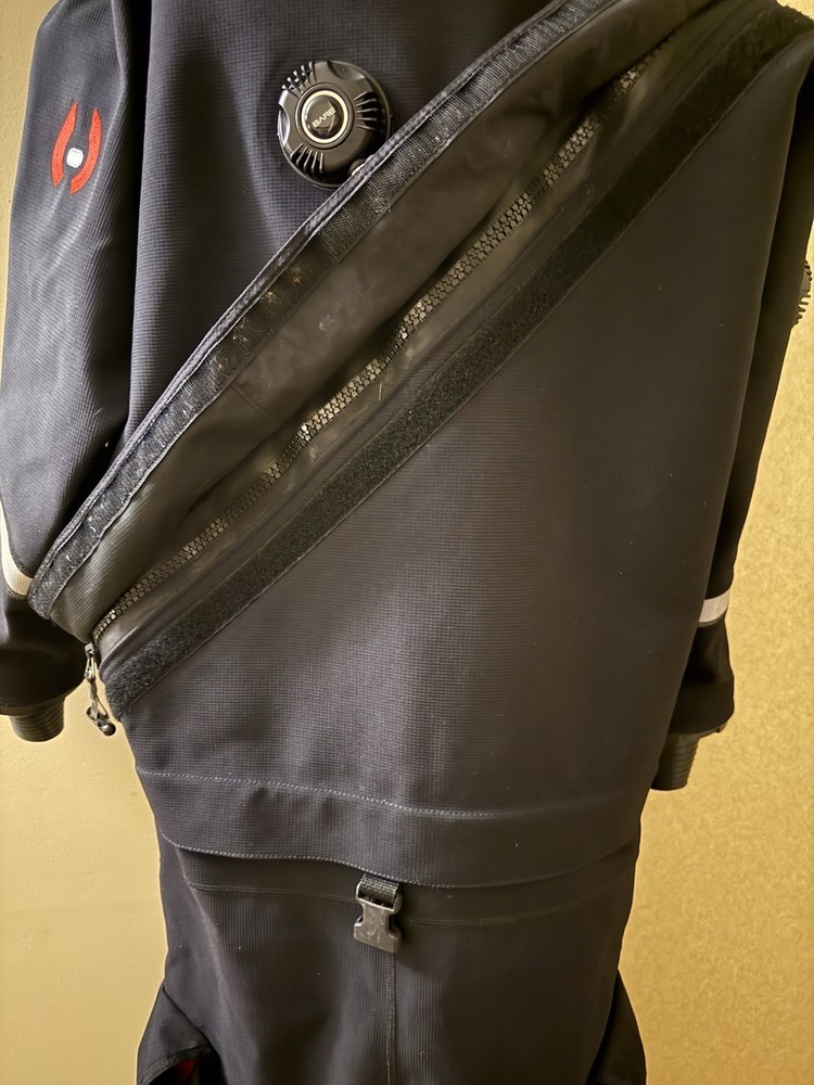 Hollis Dx 300x Size Small Medium