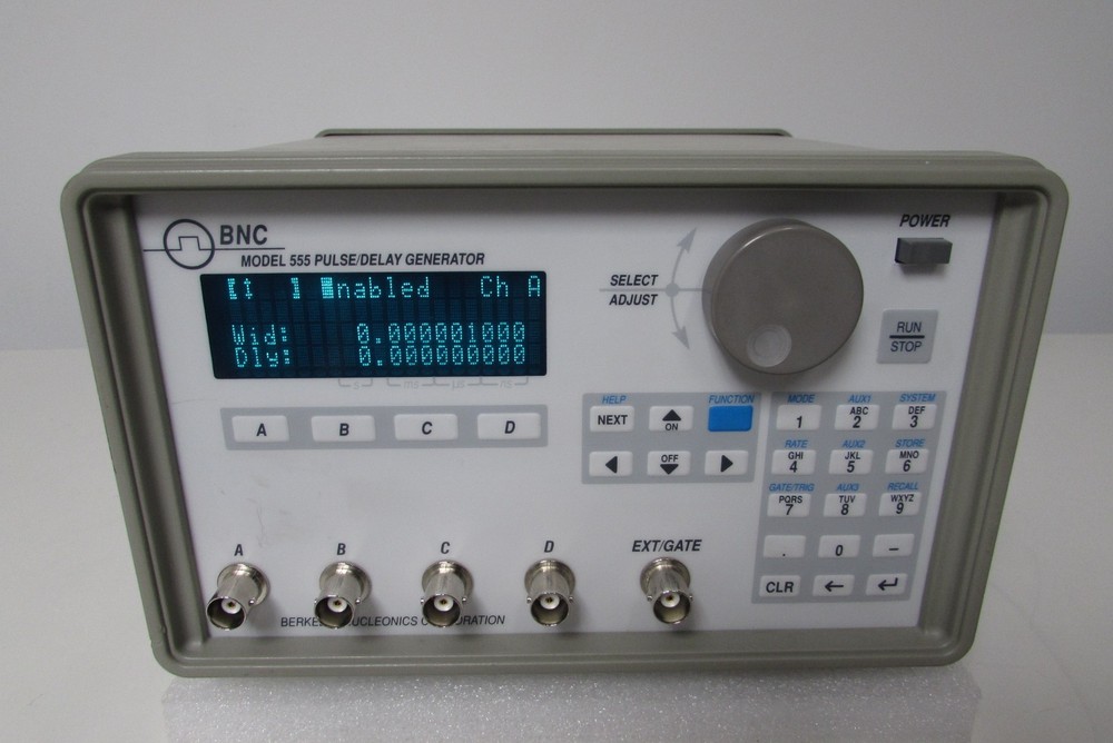 BERKELEY NUCLEONICS BNC 555-4C PULSE / DELAY GENERATOR