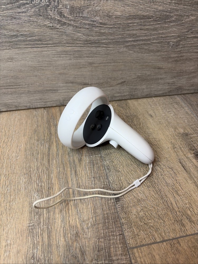 Genuine OEM Original Meta Oculus Quest 2 VR RIGHT Touch Controller Only - Tested