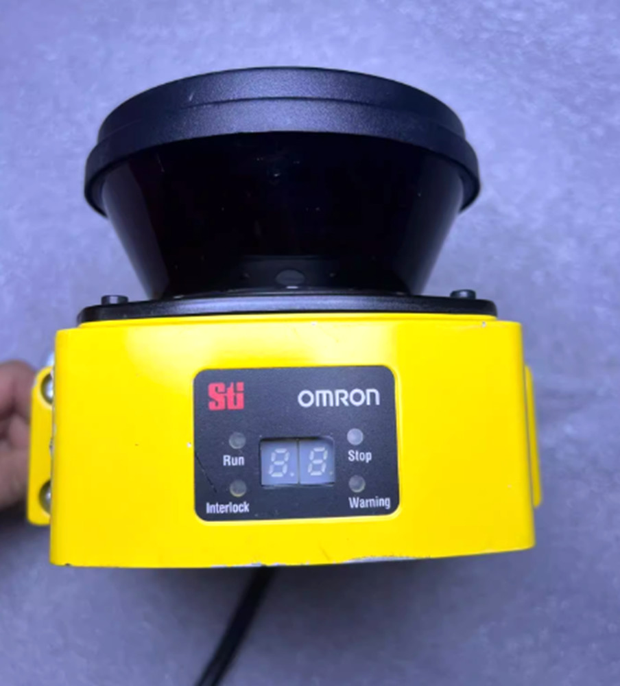 Used & Tested OMRON OS32C-SN Laser Scanner